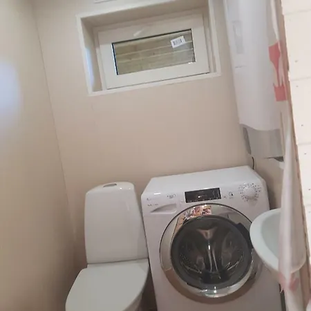 Advance Apartman *
